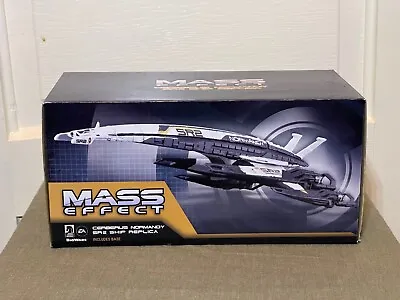 Mass Effect 2 Normandy SR-2 Cerberus Replica Statue BioWare Dark Horse Comics  • $65