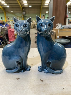 £65 • Buy Vintage Pair Of Poole Pottery Cats 17cms