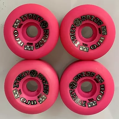 Vintage NOS Santa Cruz OJ II Street Razor Skateboard Wheels - HOT PINK UNSKATED • $50