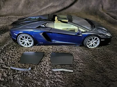 1/18 Lamborghini Aventador Roadster Autoart! • $500