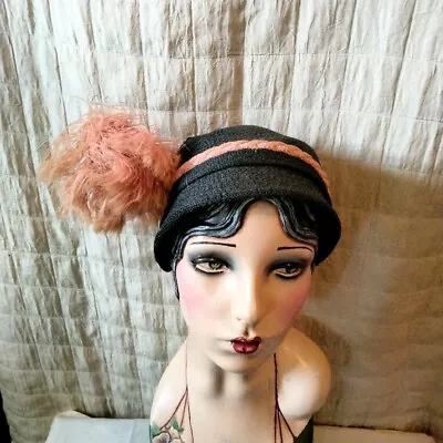 30S Timely Topper Flapper Style Feather ￼vtg Hat • $8.99