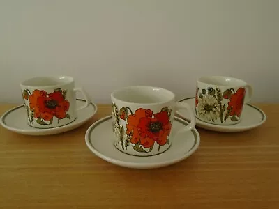 £5 • Buy 3 Vintage 1970’s J & G Meakin Poppy Cups And Saucers