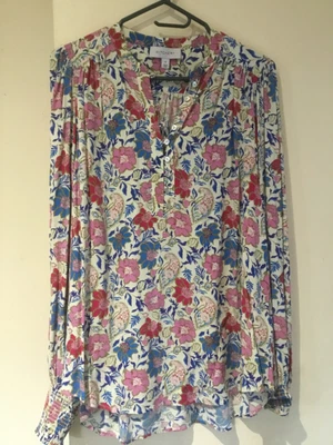 $20 • Buy Witchery Floral Shirt Size 12 EUC