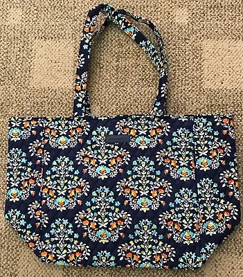 Vera Bradley Grand Tote 2.0 Chandelier Blue Floral Large Purse Travel Beach Bag  • $56.99