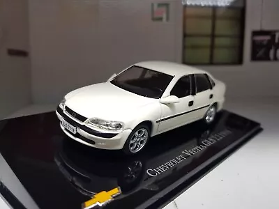 1:43 Chevrolet Vauxhall Vectra Opel 1998 GLS Holden Mk2 White Diecast Model Car • £19.95