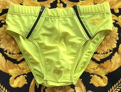 $169.99 • Buy Men's Original Versace Classic V2 Zippered Swimsuit (m) Very Rare Find