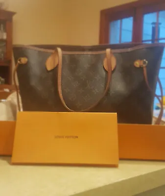 $1475 • Buy Louis Vuitton Neverfull MM With LV Box/dust Bag/ Documentation