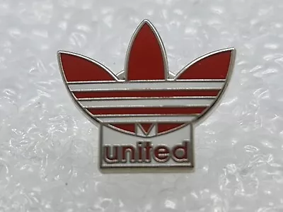 ADIDAS TREFOIL MANCHESTER UNITED SUPPORTER PIN Badge Small MUFC MAN UTD DEVIL'S  • £7.90