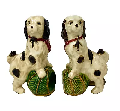 Vintage King Charles Spaniel Dogs BookendsMajolica Staffordshire Style • $40