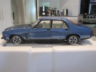 $339.48 • Buy 1:18 Classic Carlectables 18704 Holden Hx Monaro Gts Sedan Blue *new* Le Of 500