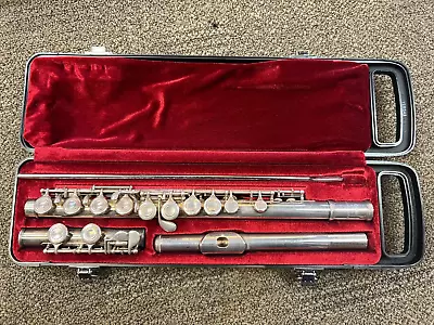  YAMAHA YFL-211S FLUTE Silver Plated With Original Case ~ Made In Japan  • $224.99