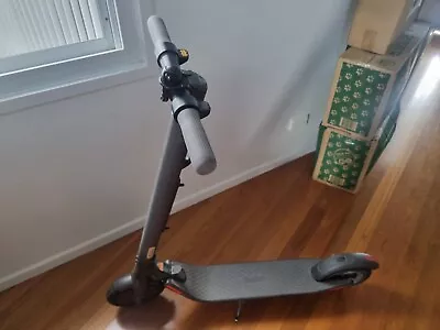 Segway E22 300W 42V Electric Scooter - Grey • $300