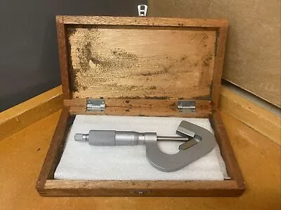 $170 • Buy Mitutoyo V-Anvil Micrometer No. 114-202 - .093-1  .0001 