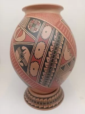 Mata Ortiz  Pottery Handmade Pottery Design By Yolanda Soto. • $120