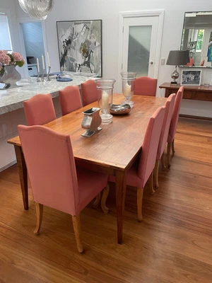 $400 • Buy Dining Room Table And 8 Chairs