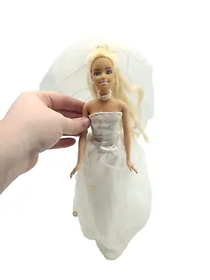 Vintage 1999 Mattel The Beautiful Bride Barbie In White Wedding Dress Gown • $24.80