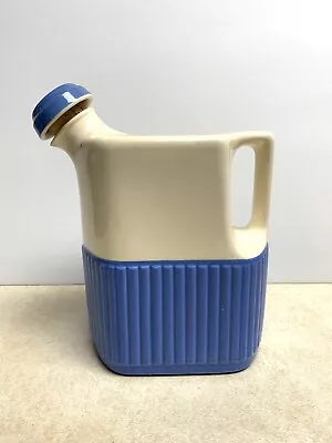 Universal Farmhouse Art Pottery Pitcher Jug 1934–1956.  40 Ss • $23.90