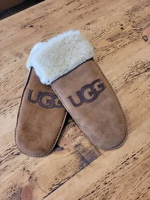 UGG Chestnut Sheepskin Logo Mittens Size S/M • £34