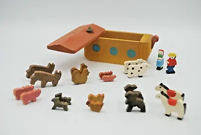 Vintage Wooden Noah's Ark With 18 Animals • $20