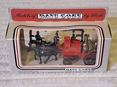 Days Gone Lledo Model Horse Drawn Car Cart Chicago Fire Brigade 1983 Boxed  • $3.73