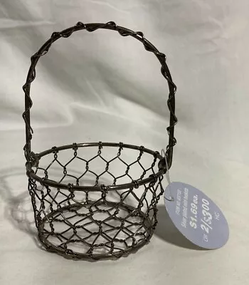 Vtg Silver Plated Steel Storage Mini Hand Mesh Chicken Twist Wire Basket. 4 In. • $4