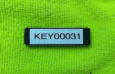 Igt S2000 Slot Machine -  Key 31  Key00031 • $13.25