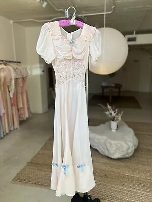 RARE 1930s Pink And Blue Bow Gown Antique  • $39