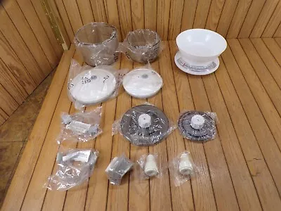 $69.95 • Buy Food Saver Vacuum Seal Snail Container Set Smoke With Accessories & Scale New
