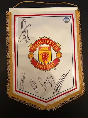 Manchester United Pennant Signed By 5 Players 2015-16 Team Number 39644. • £65