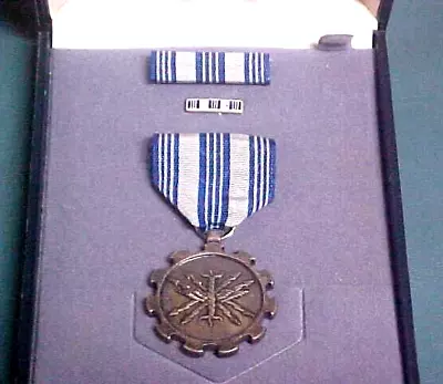 Original Vietnam War Era U.S. Air Force Meritorious Service Medal W/Box & Ribbon • $9.99