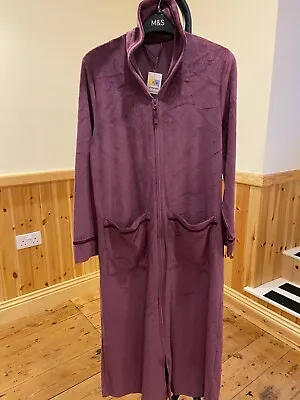 Bnwt M&s Damson Zip Through Velour Fleece Dressing Gown 6-8 Standard • £20