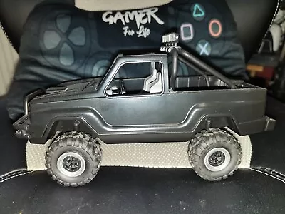 1/18 Scale Jeep Custom • £20