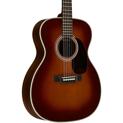 Martin 000-28 Standard Auditorium Acoustic Guitar Ambertone • $3599