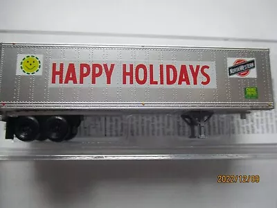 Micro-Trains #45000170 Chicago & North Western 40' Trailer Happy Holidays N-Scal • $21.54