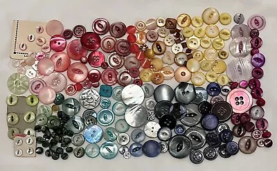 COLORFUL Antique Vintage Lot Of 200+ DYED MOP/SHELL Buttons (A8) • $10