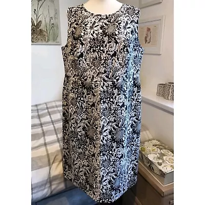 MagiSculpt BNWOT Size 20 Sleeveless Black White Floral Dress Wedding Occasion • £3.99