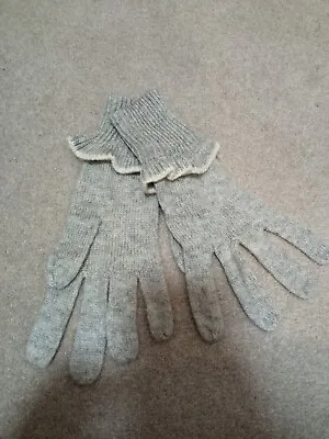 Accessorize Gloves • £10