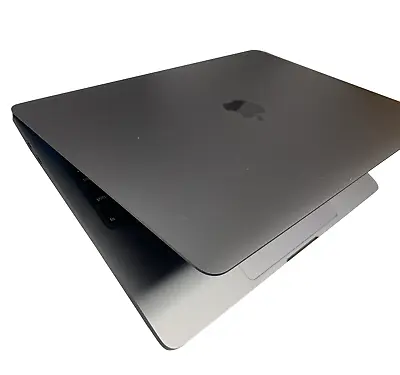 2020 Apple MacBook Pro M1 - 8GB RAM - 256GB SSD - *READ**** • $216