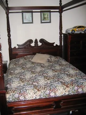 Four Post Queen Size Bed---Solid Mahogany Vintage Chippendale Style   • $1395