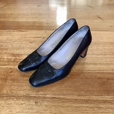 Salvatore Ferragamo Black Leather Gancini Logo Pumps Size 7.5 • $130