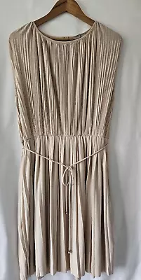 Pleated Dress Ladies Size Large Light Beige Sleeveless Round Neck H&M New • £12