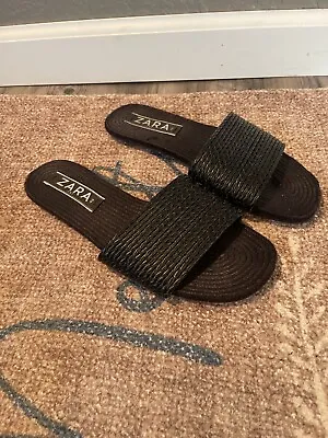 Zara Trafaluc Slip On Sandals Black Size 40 • $19.50