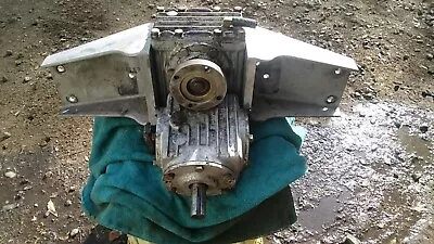 $550 • Buy Halibrand  V-Drive  F N R Angle Box Works Flatbottom  Hydro  V DRIVE 1960s