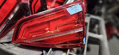 VOLKSWAGEN JETTA GLI R Taillight (LED) Lid Mounted R 5C6945308H • $100