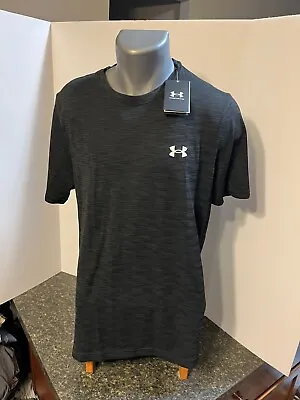 Under Armour Men's T-Shirt Black - L Polyester Nylon NWT • $13