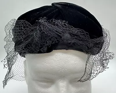 Vintage Womens Pillbox Hat Black Velvet With Netting • $27.24