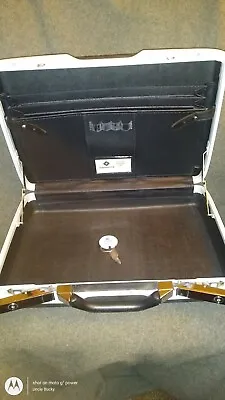 Vintage Samsonite Attache Briefcase With Key Hard Case Fabric Lined Classic • $11.79