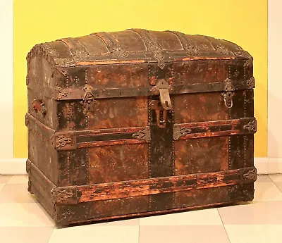 HUMPBACK STEAMER TRUNK - Victorian Dome Top - Storage Chest - Cabin Baggage • $650