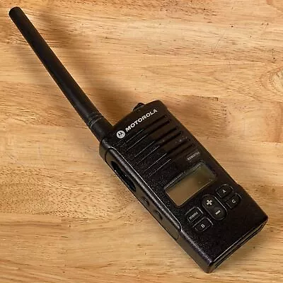 Motorola RDM2070BFAAS 7-Channels Digital Two-Way Radio Walkie Talkie - For Parts • $79.99