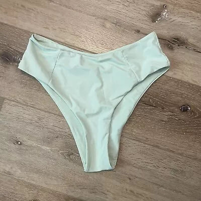 Zaful Solid Green High Rise Cheeky Bathing Suit Bikini Bottom Size 6 M Medium • $7.20